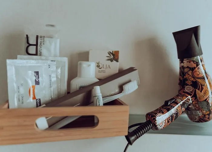 فندق مبيت وإفطار Simotta 3*